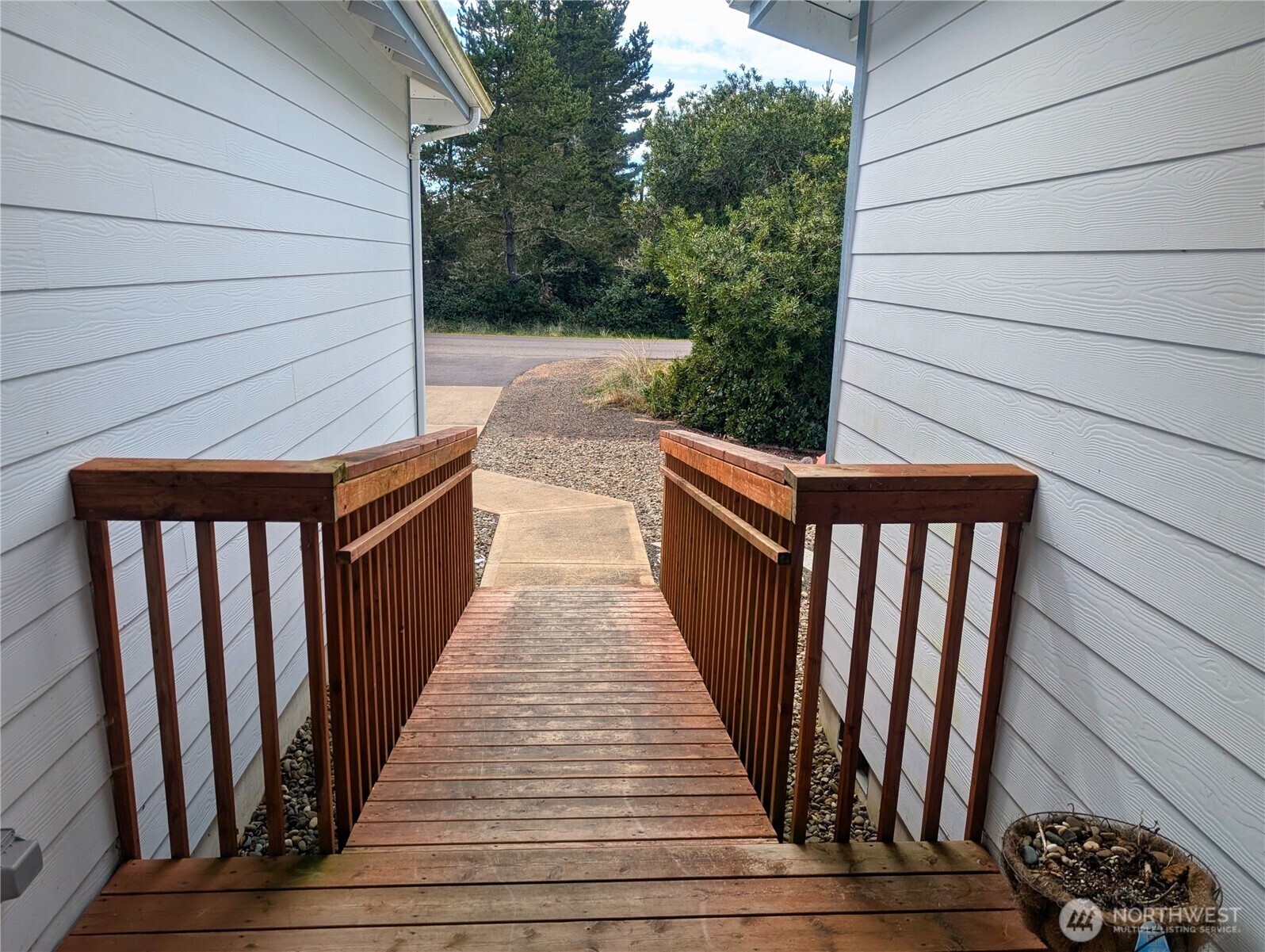 258 N Razor Clam Drive Property Photo 6
