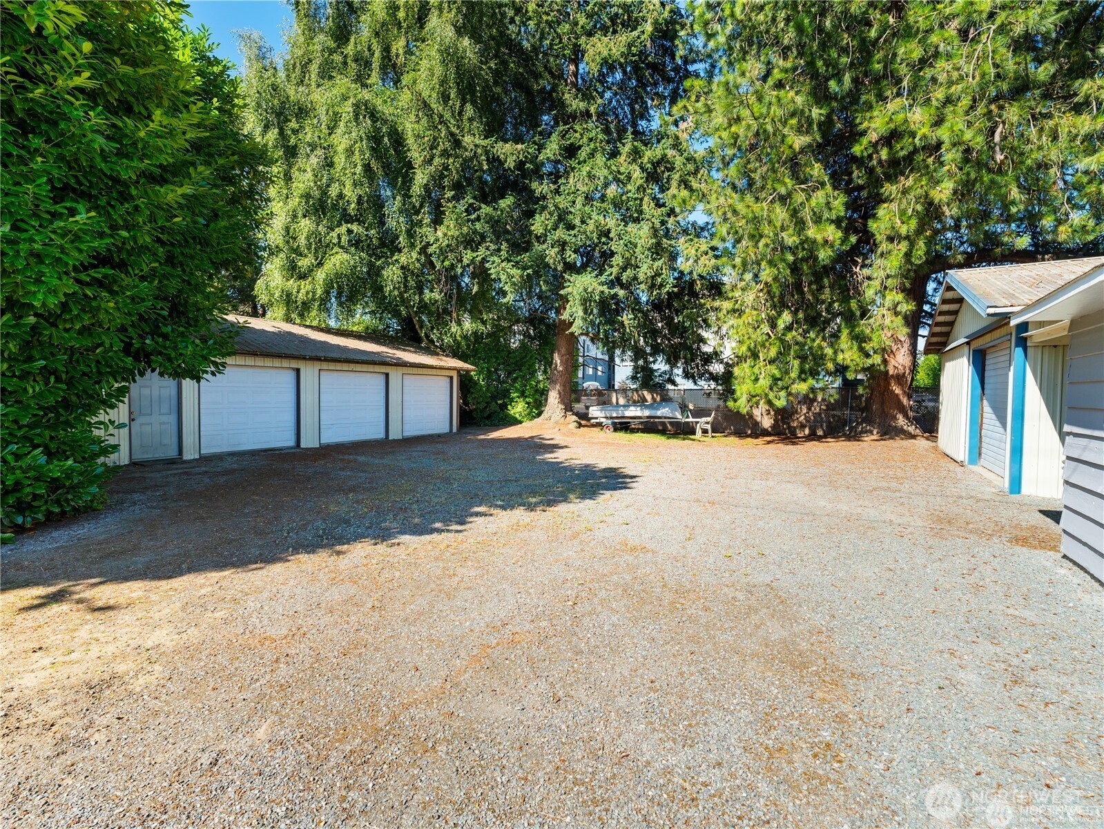 1205 S Walnut Street Property Photo 9