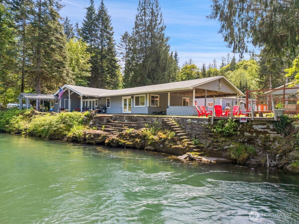 560 Mountain Trail Road Property Photo 1