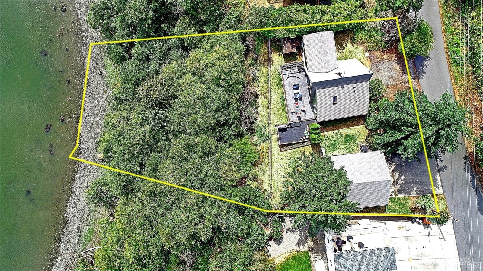 979 Cavalero Road Property Photo 12