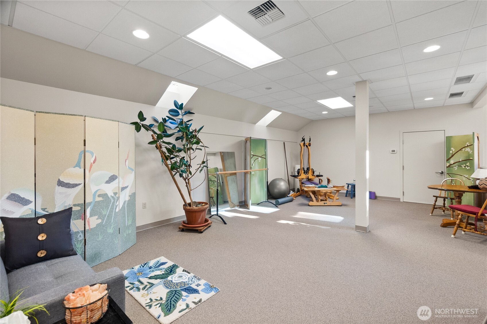 3910 3912 Martin Way Way Property Photo 26