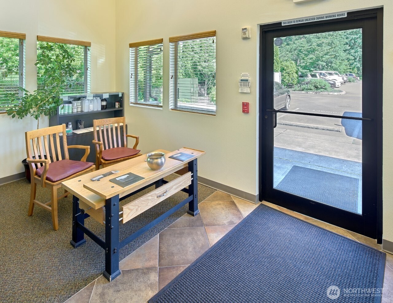 3910 3912 Martin Way Way Property Photo 36