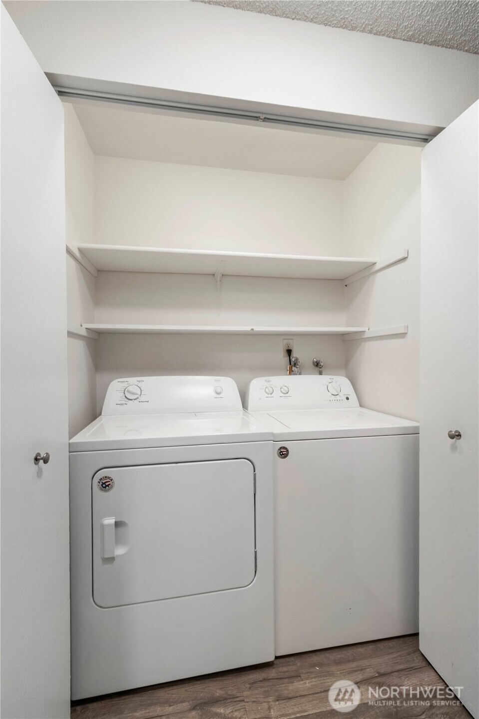 3842 D Place Property Photo 11