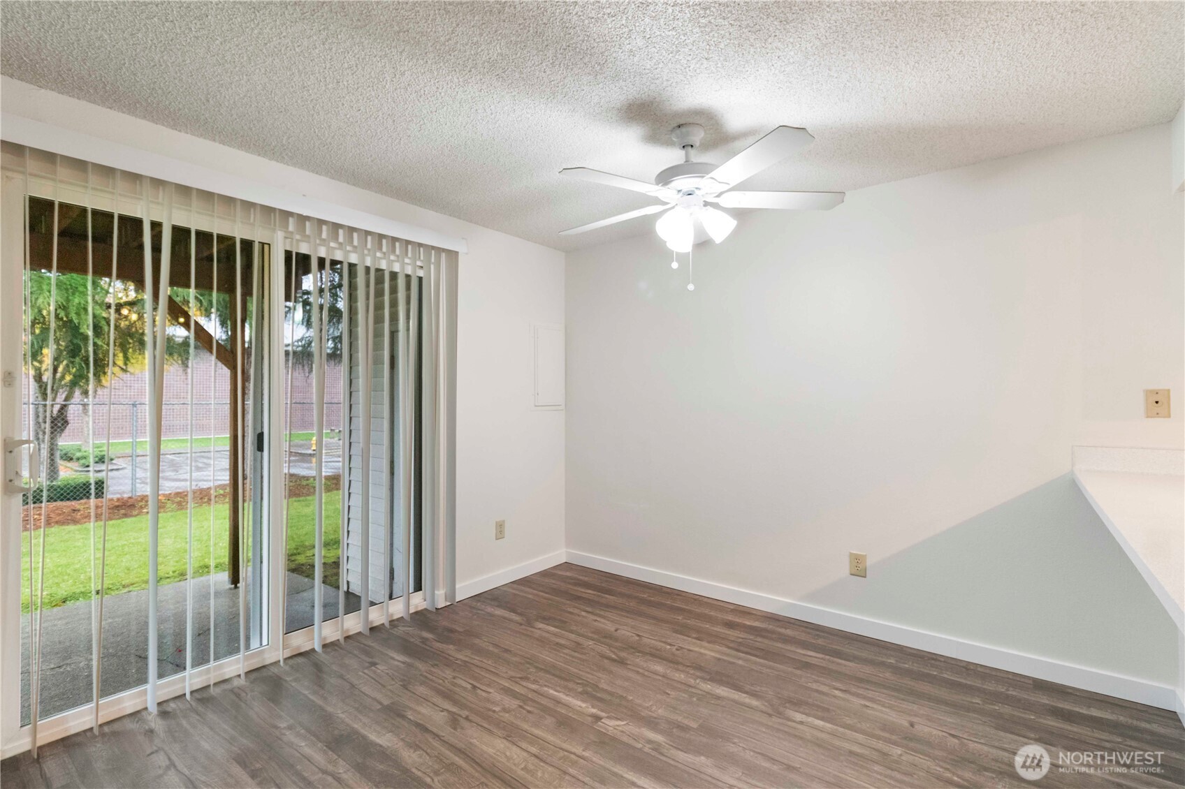 3842 D Place Property Photo 12