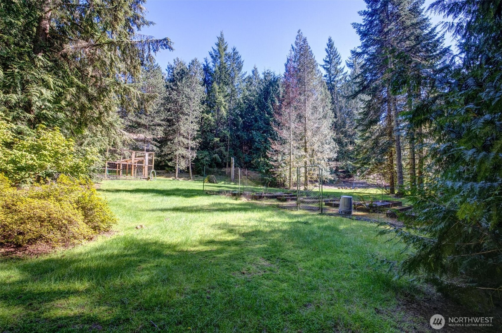870 238th Avenue Property Photo 6