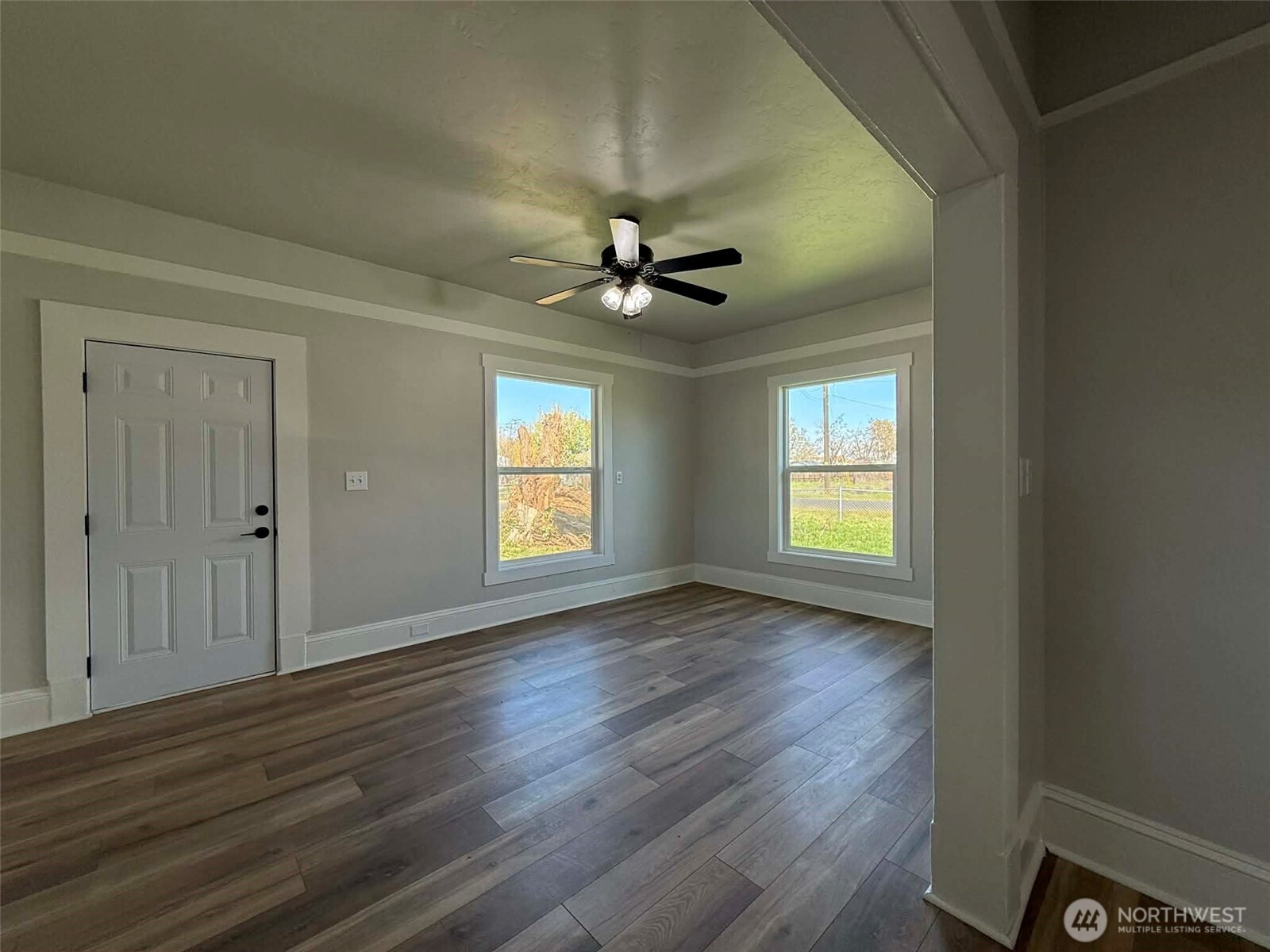 7 Second Street Property Photo 2