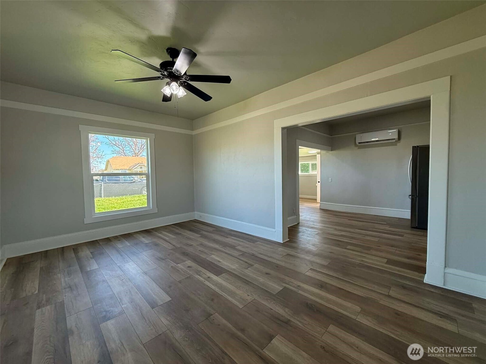 7 Second Street Property Photo 3