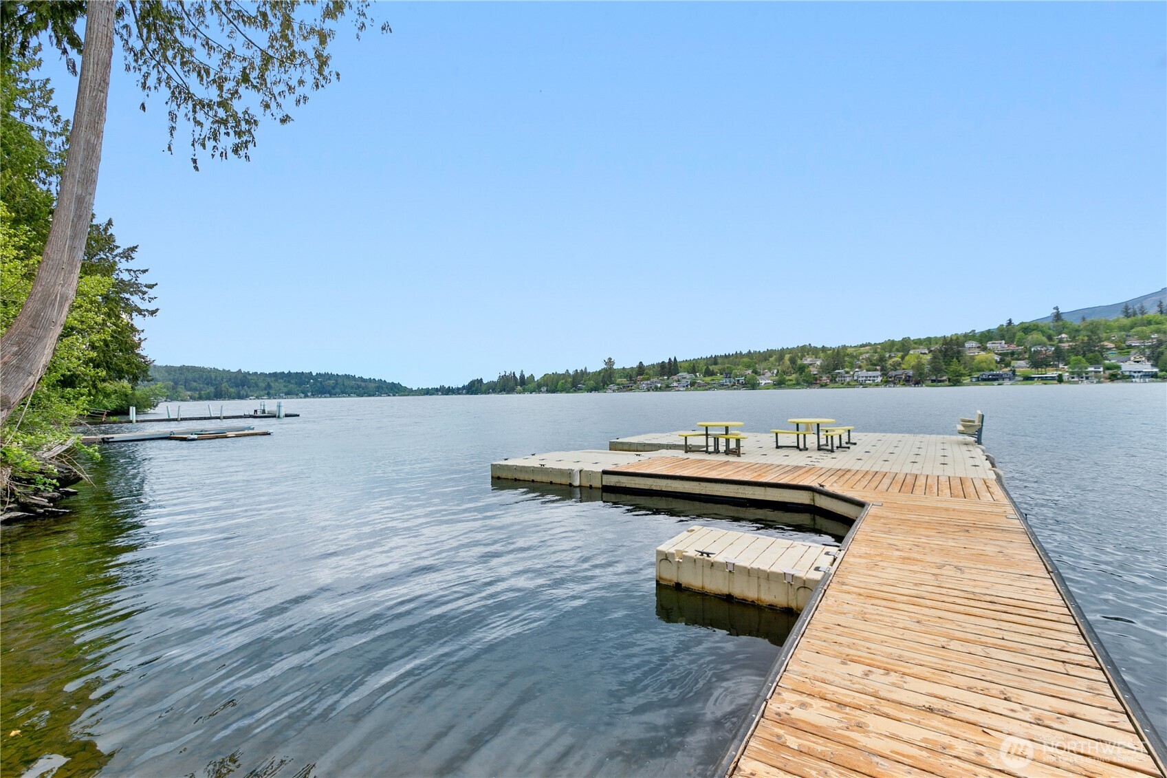 18545 W Big Lake Boulevard Property Photo 9