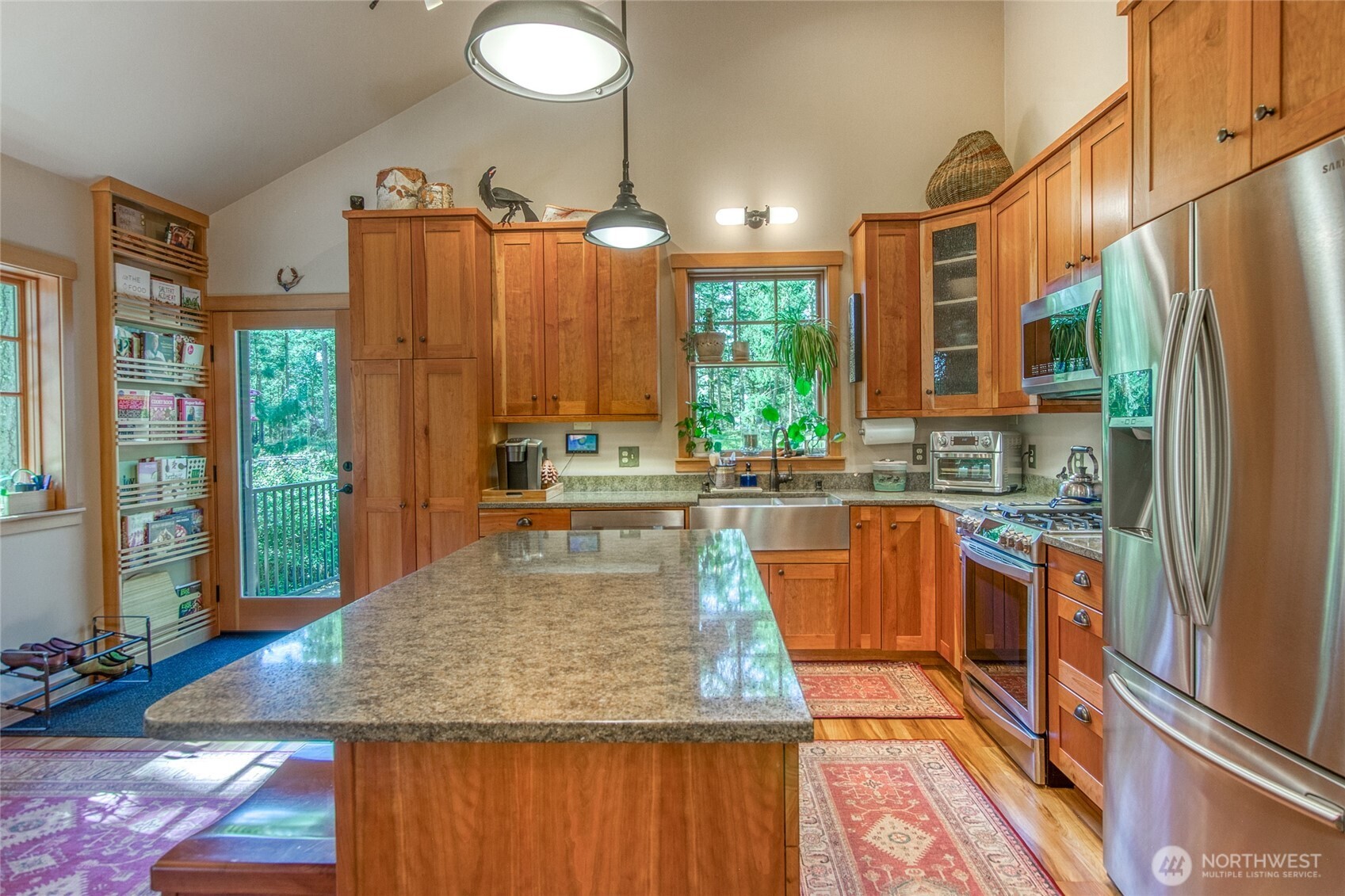 424 Logan's Run Road Property Photo 9