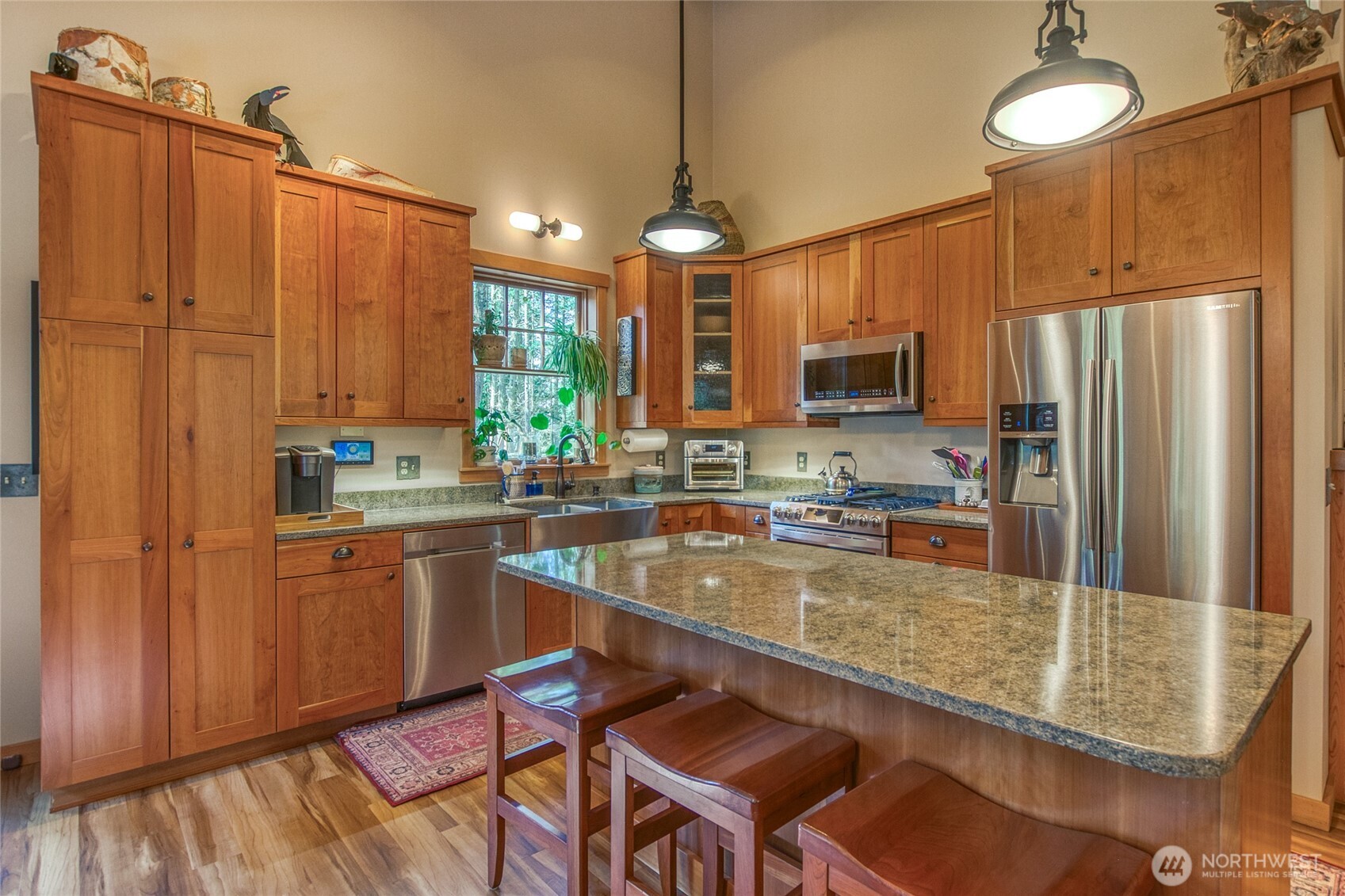 424 Logan's Run Road Property Photo 10