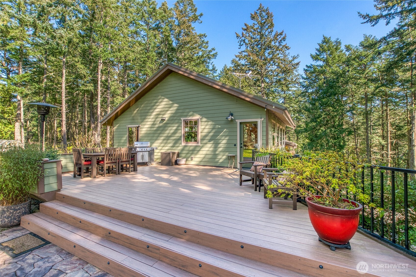 424 Logan's Run Road Property Photo 11