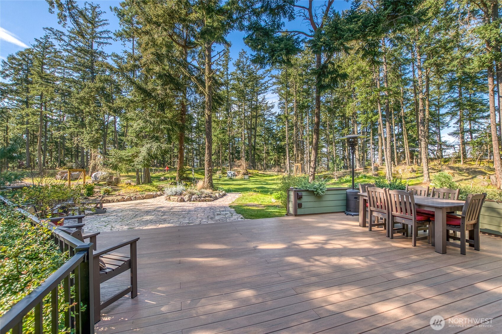 424 Logan's Run Road Property Photo 12
