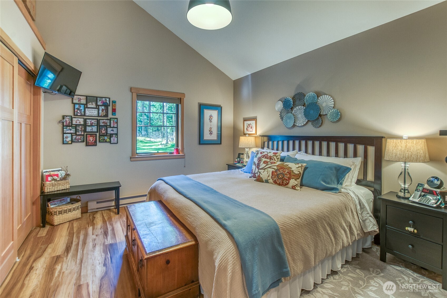 424 Logan's Run Road Property Photo 16