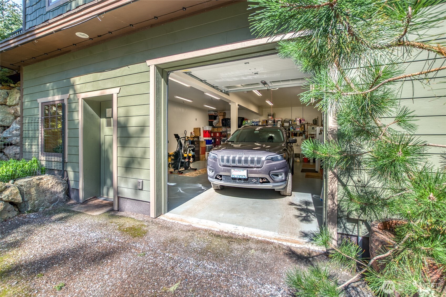 424 Logan's Run Road Property Photo 24