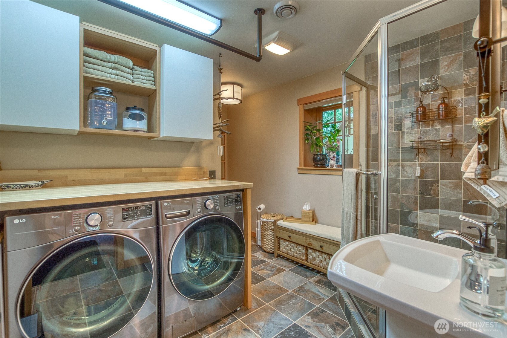 424 Logan's Run Road Property Photo 25