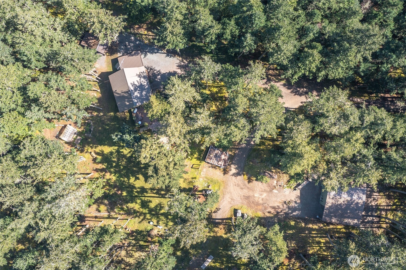 424 Logan's Run Road Property Photo 39