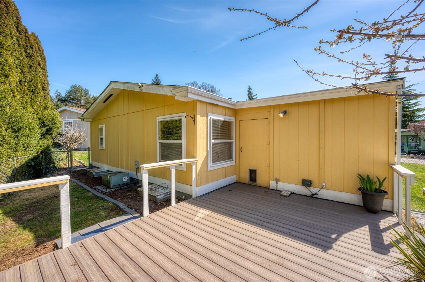 1905 138th Street 122 Property Photo 8