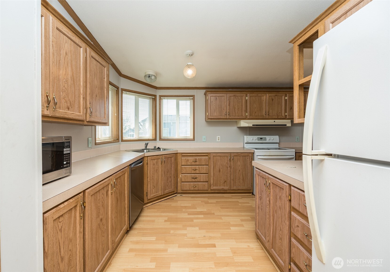 1905 138th Street 122 Property Photo 15