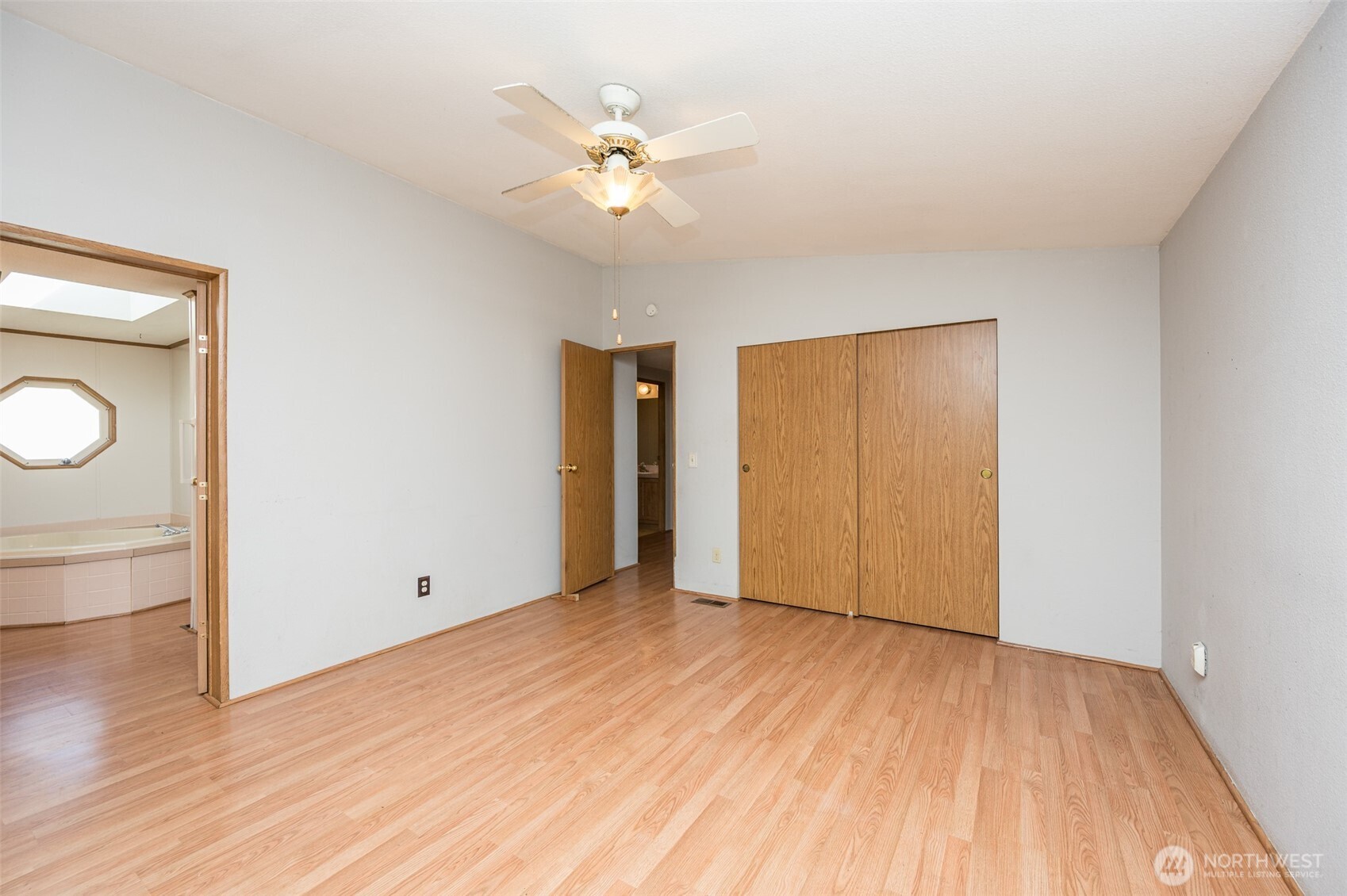1905 138th Street 122 Property Photo 27