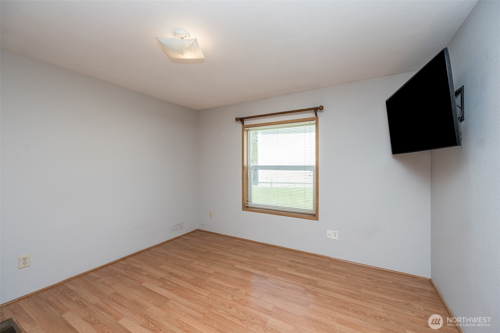 1905 138th Street 122 Property Photo 28