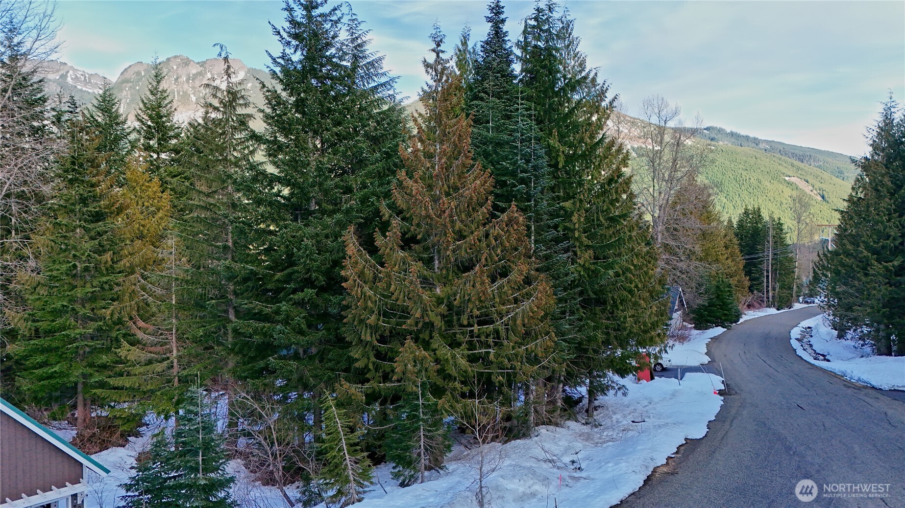 56 Snoqualmie Drive Property Photo 5