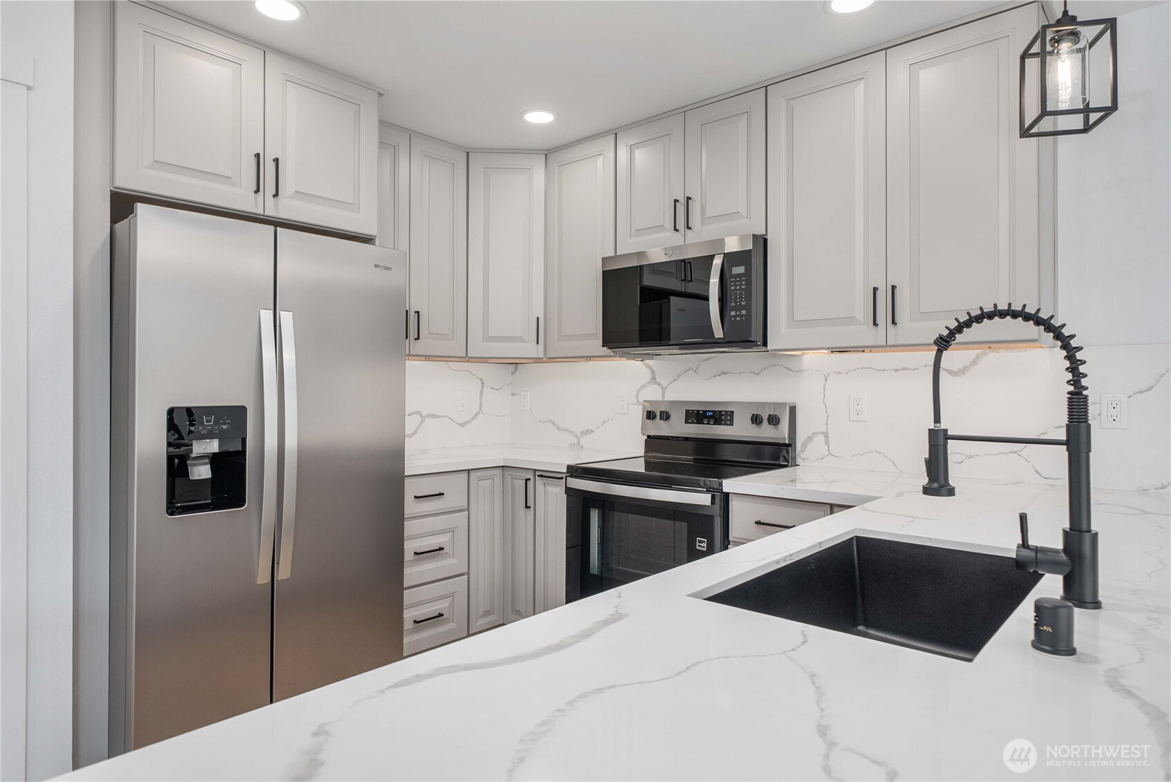 441 Chestnut Street Property Photo 5