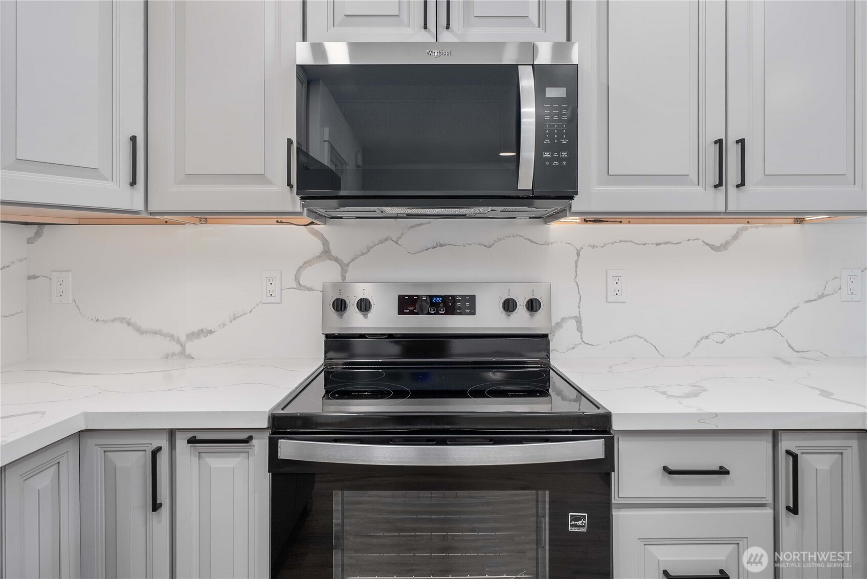 441 Chestnut Street Property Photo 8