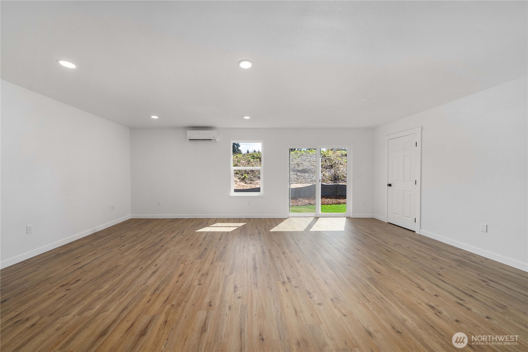 441 Chestnut Street Property Photo 13