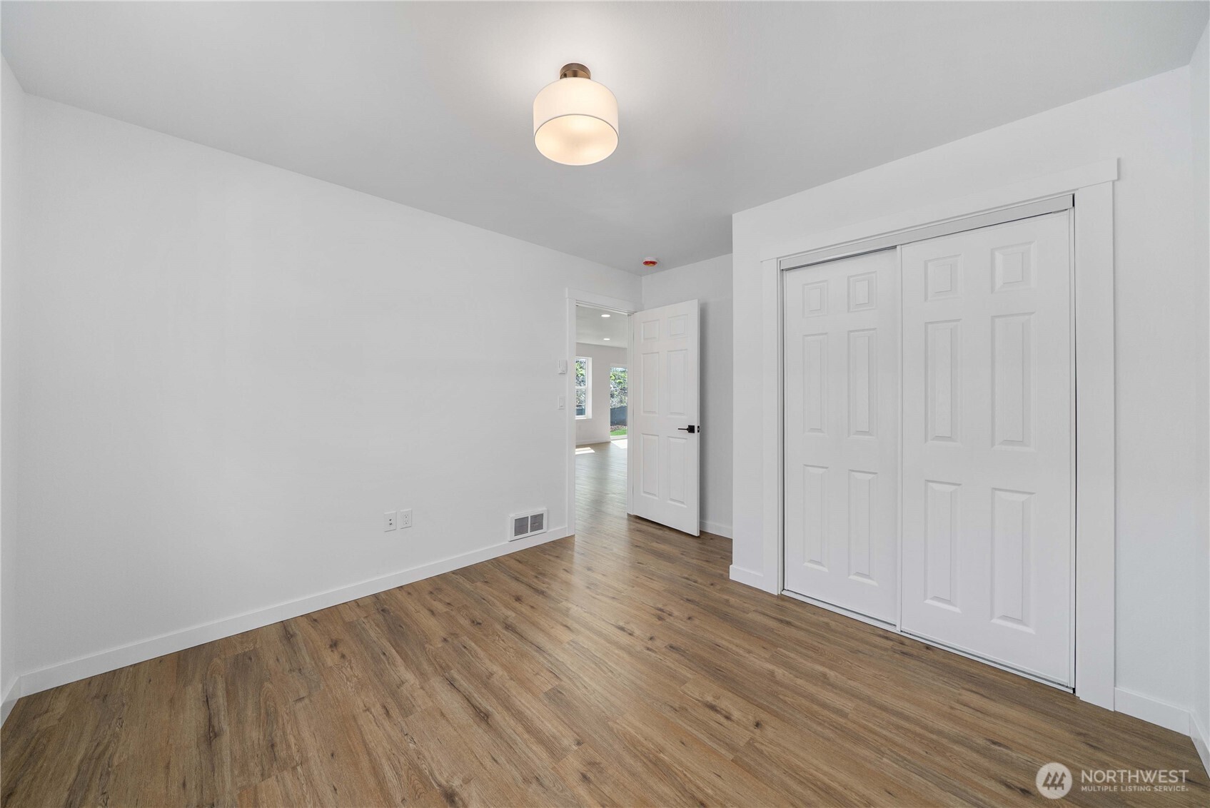 441 Chestnut Street Property Photo 26