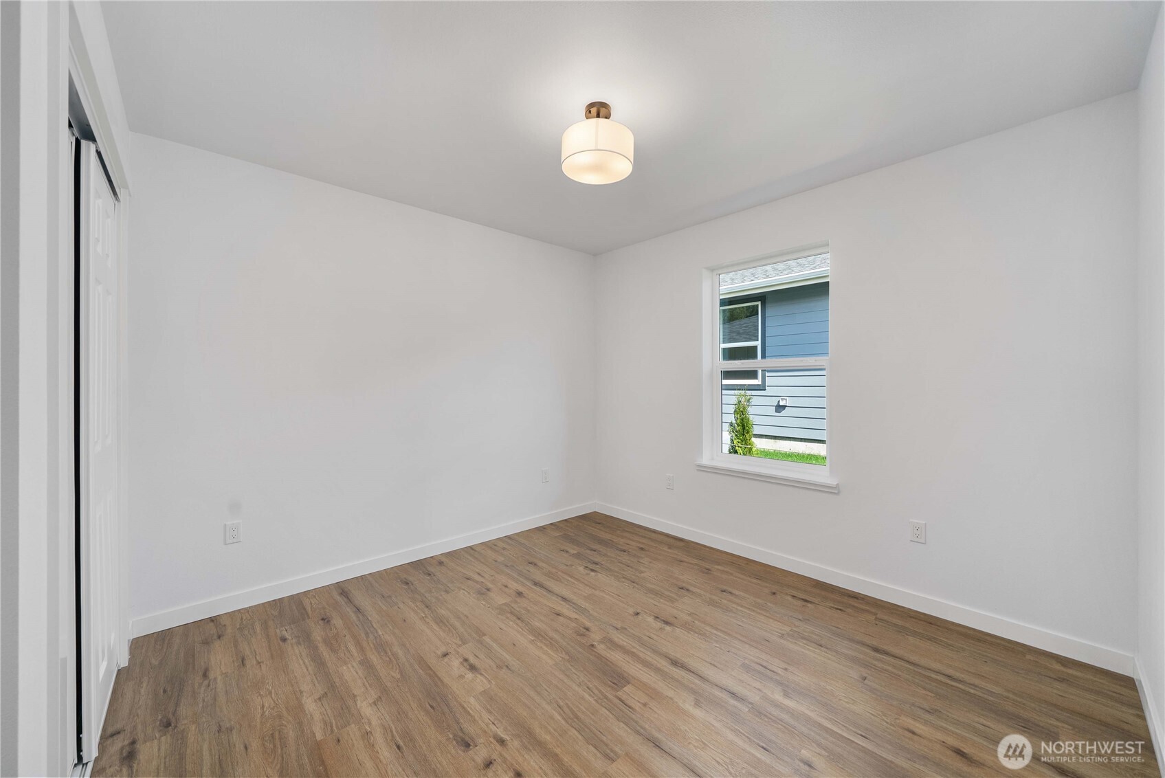 441 Chestnut Street Property Photo 27