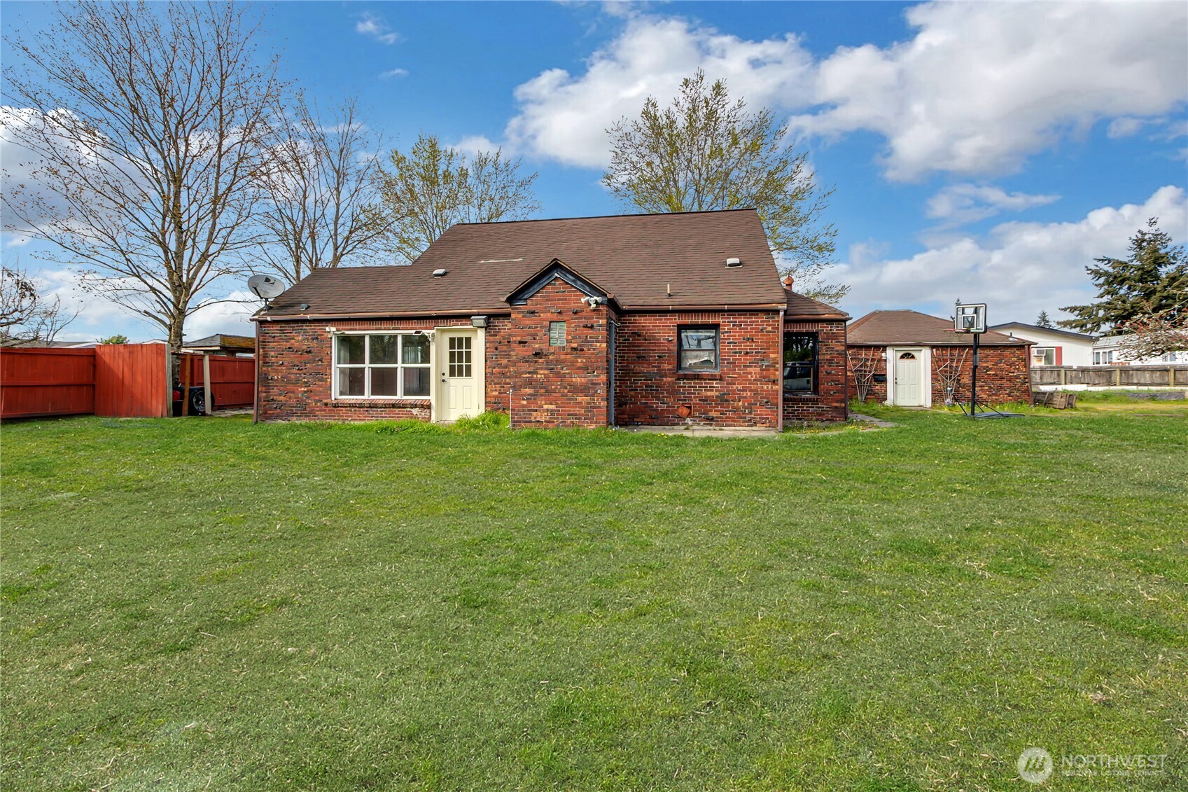 3207 83rd Street Property Photo 1