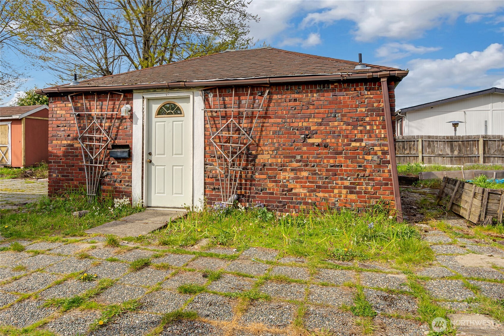 3207 83rd Street Property Photo 4