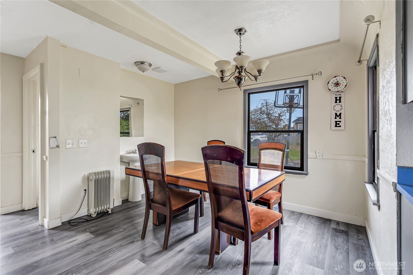 3207 83rd Street Property Photo 5