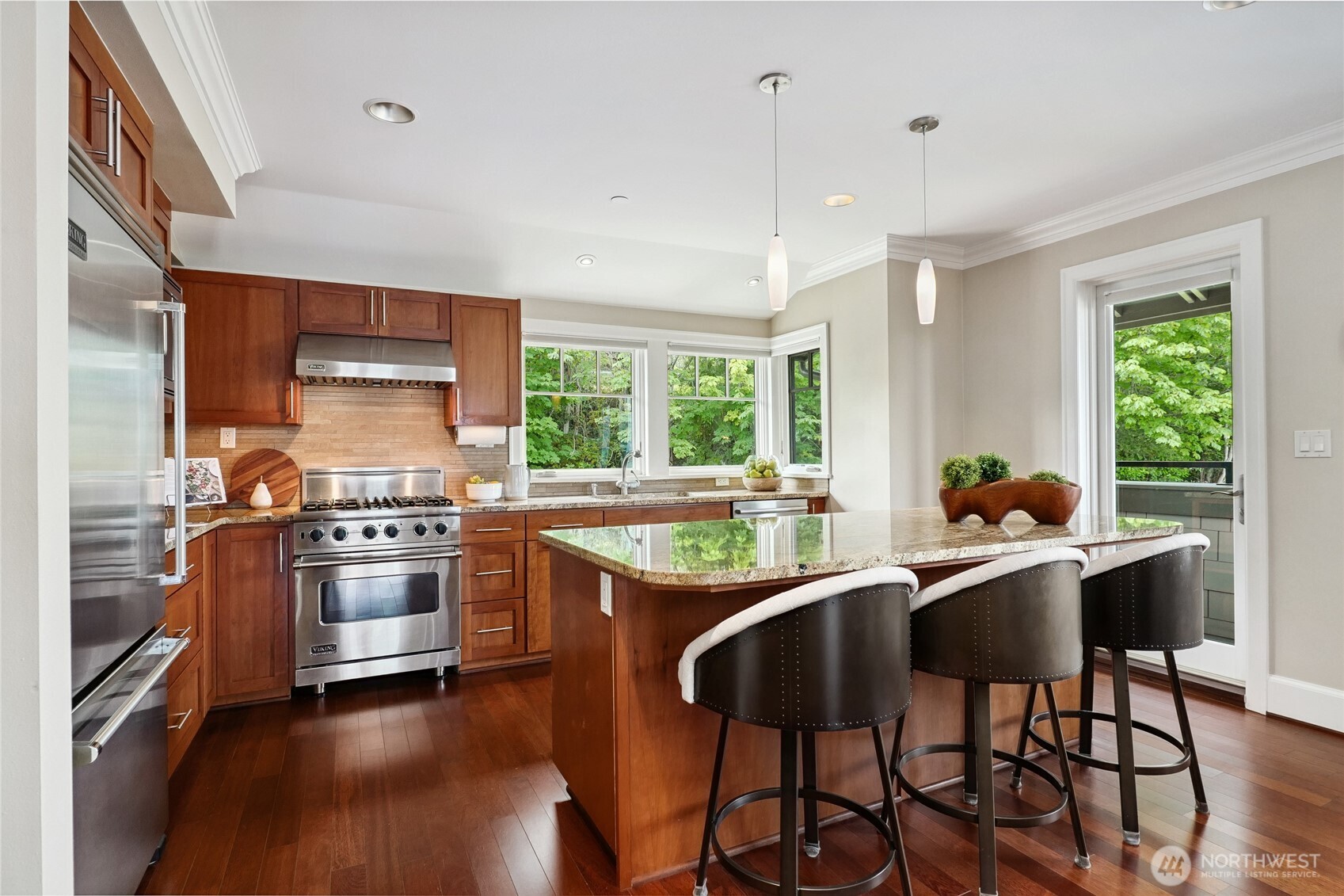 506 Lakeside Avenue W1 Property Photo 12
