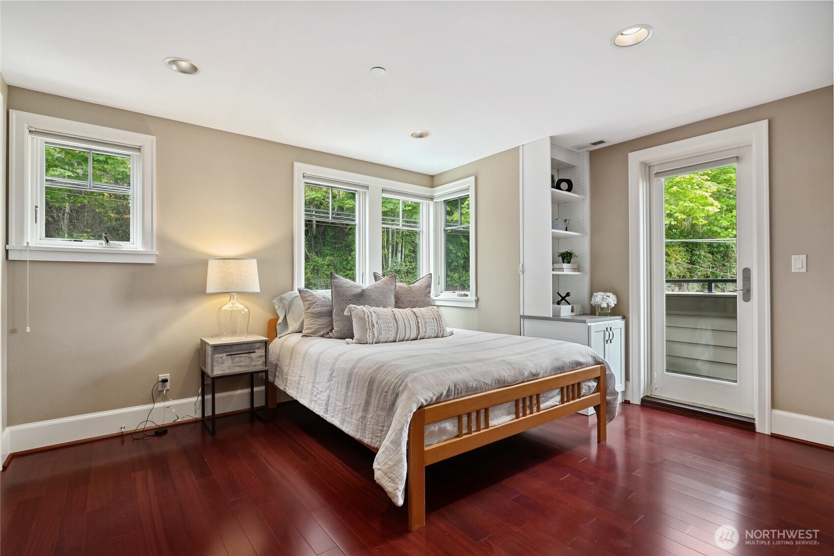 506 Lakeside Avenue W1 Property Photo 26