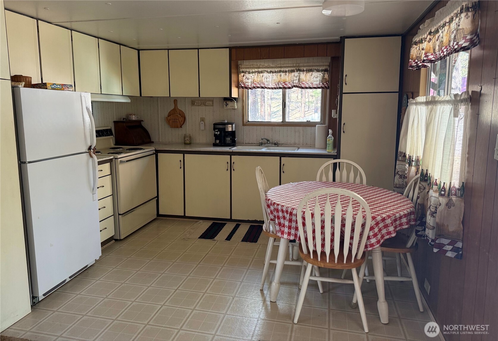 87 Larkspur Drive Property Photo 14
