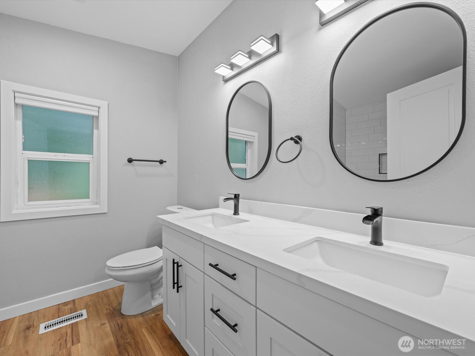 20500 Se 32nd Drive Property Photo 10