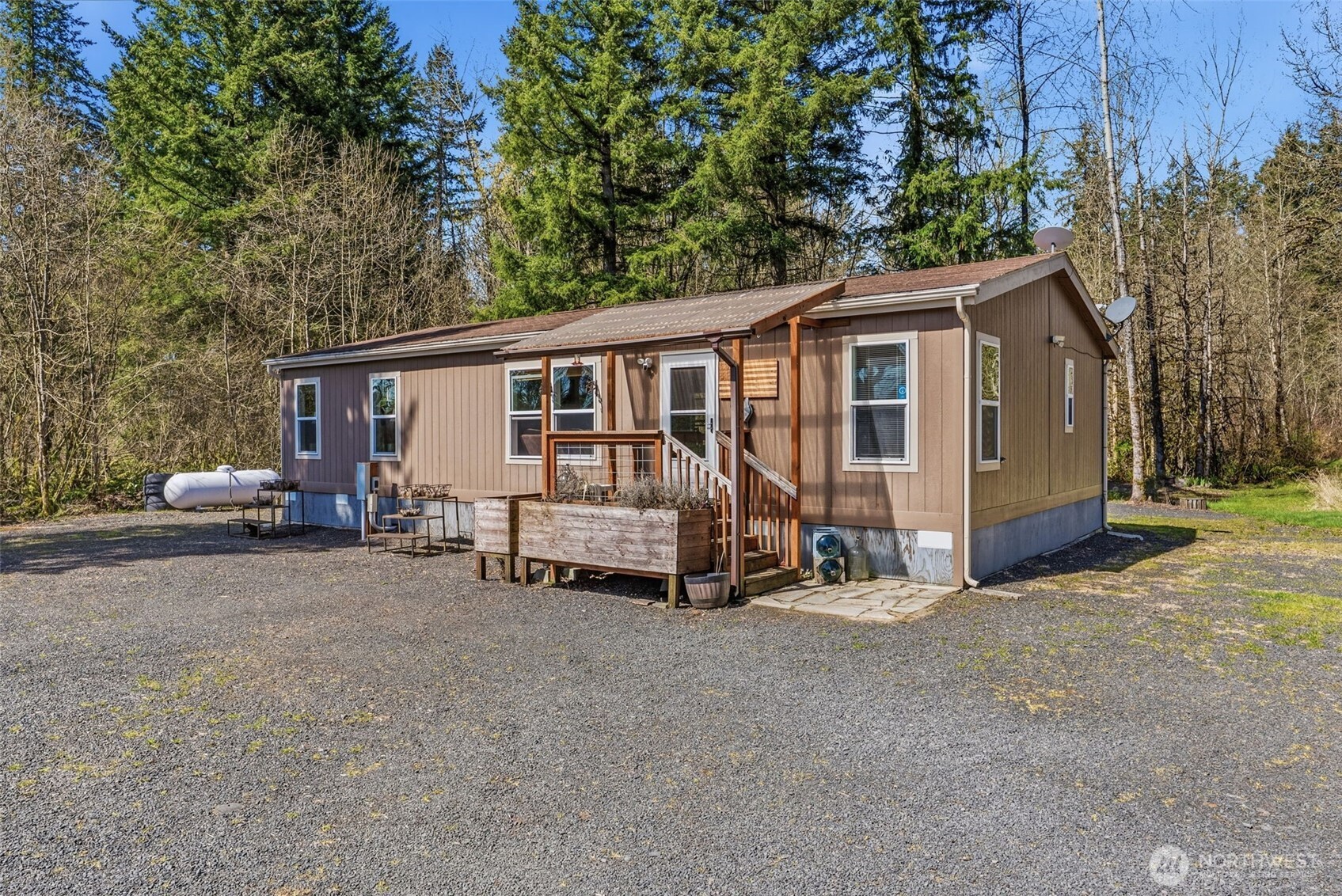 337 Jorgensen Road Property Photo 2