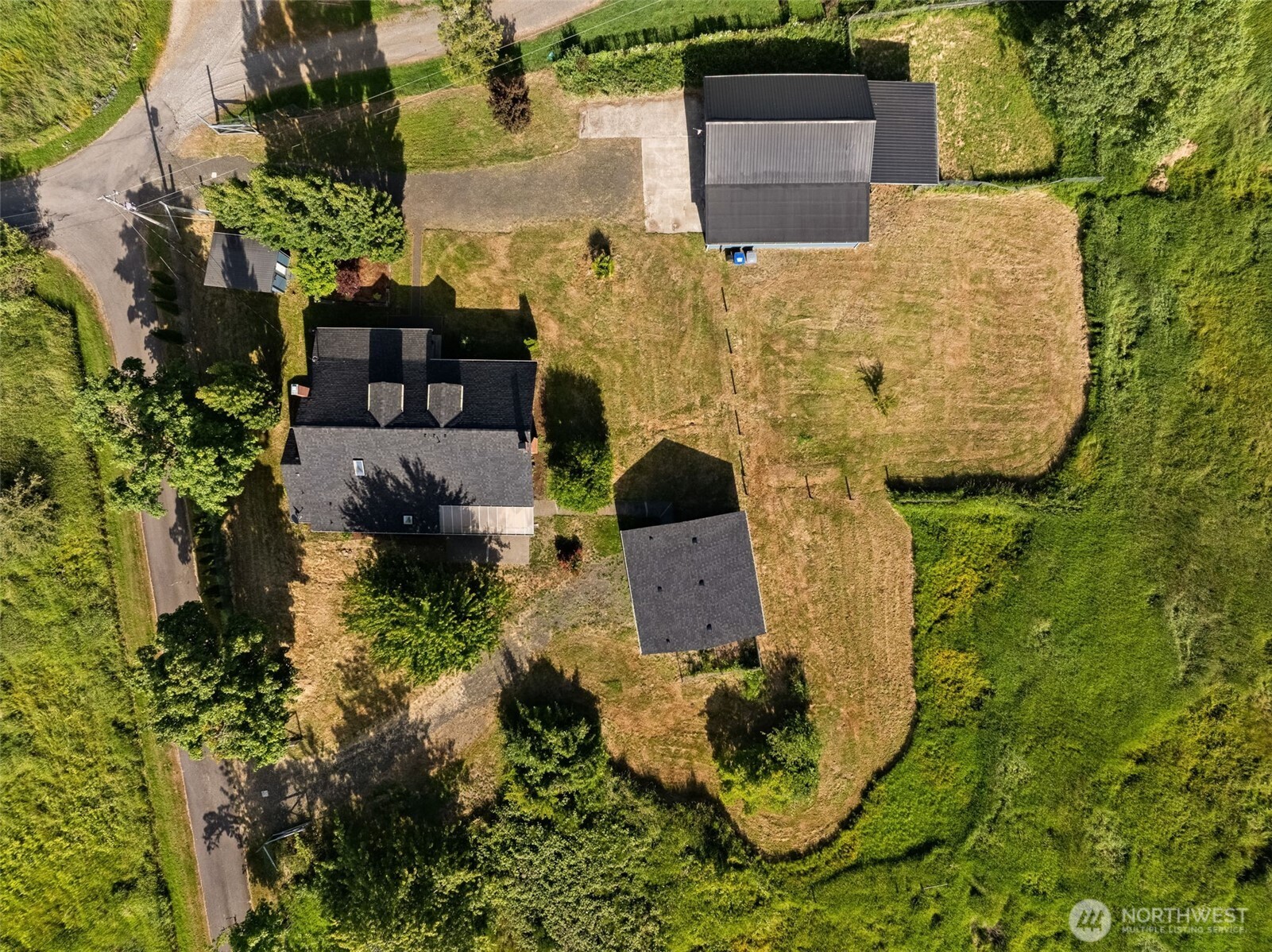 241 W Deyette Road Property Photo 10