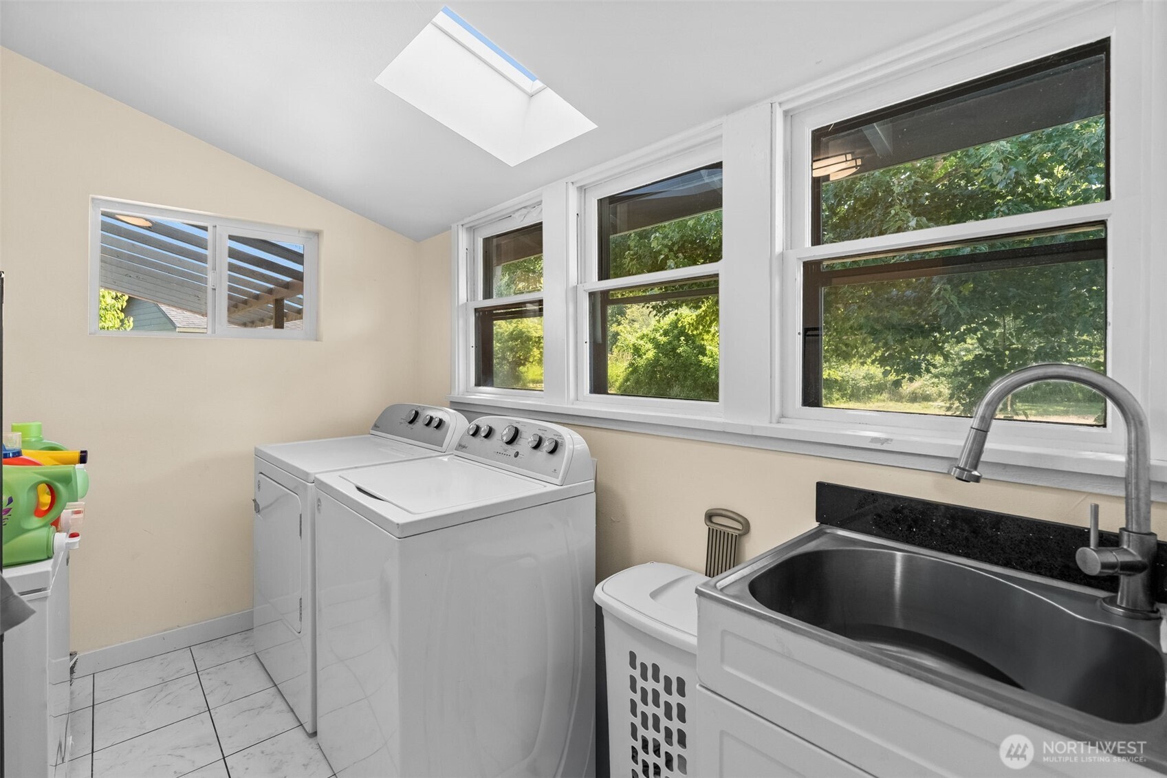 241 W Deyette Road Property Photo 20