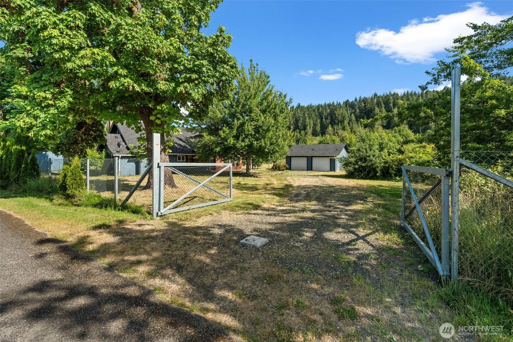 241 W Deyette Road Property Photo 33