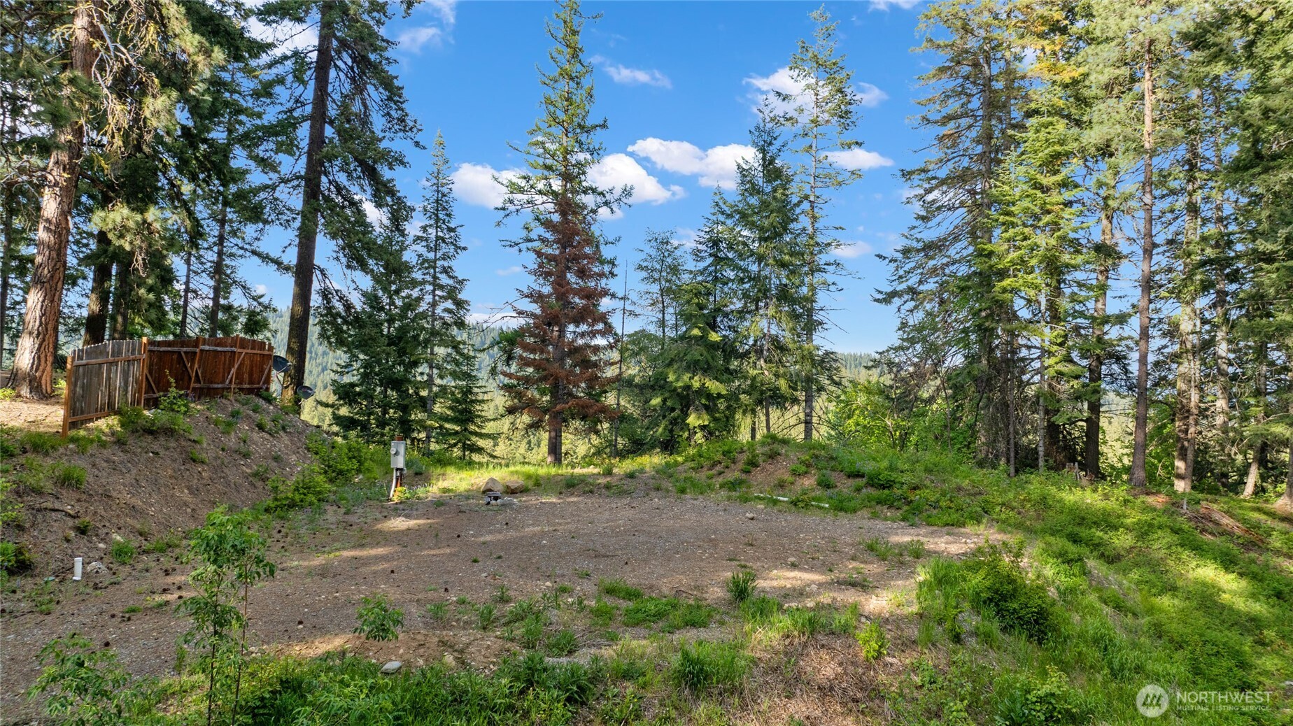 1380 Oakmont Drive Property Photo 13