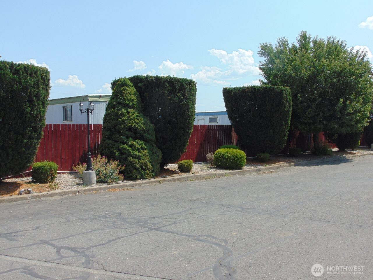 12525 W Sunset Highway Property Photo 7