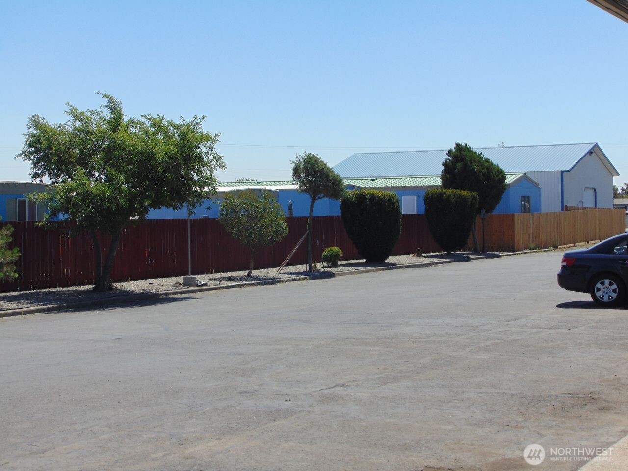12525 W Sunset Highway Property Photo 8