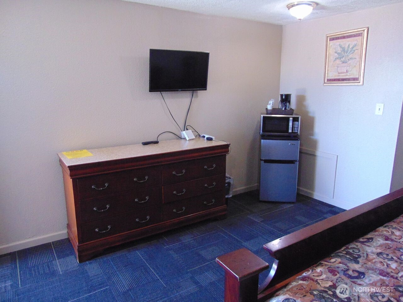 12525 W Sunset Highway Property Photo 17