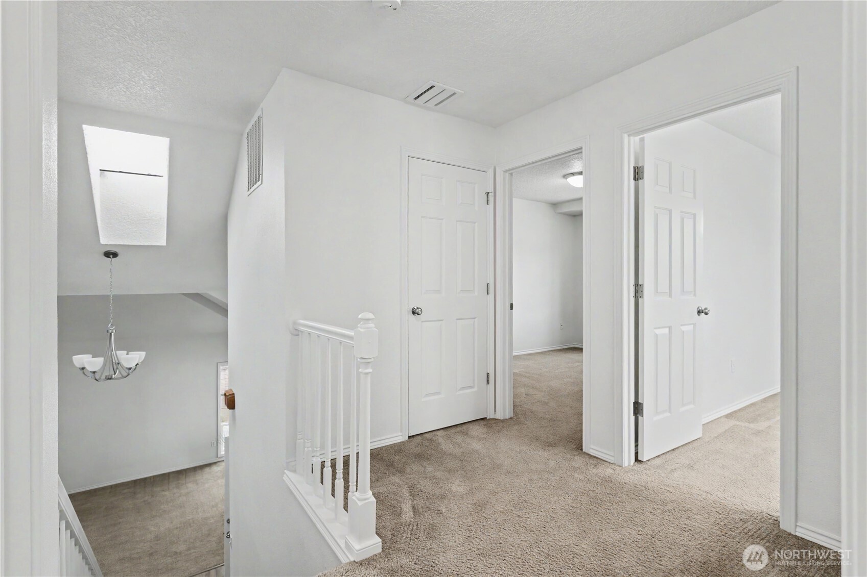 1712 Se Solomon Loop Property Photo 23