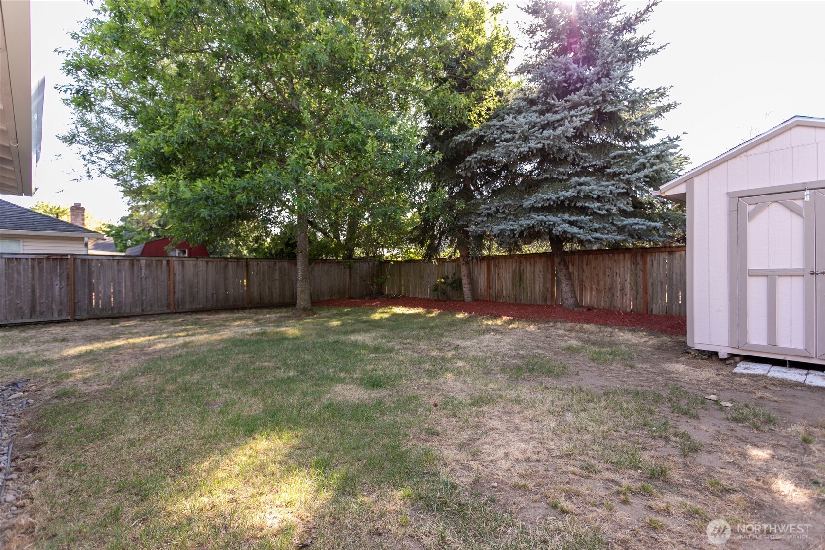 1712 Se Solomon Loop Property Photo 34