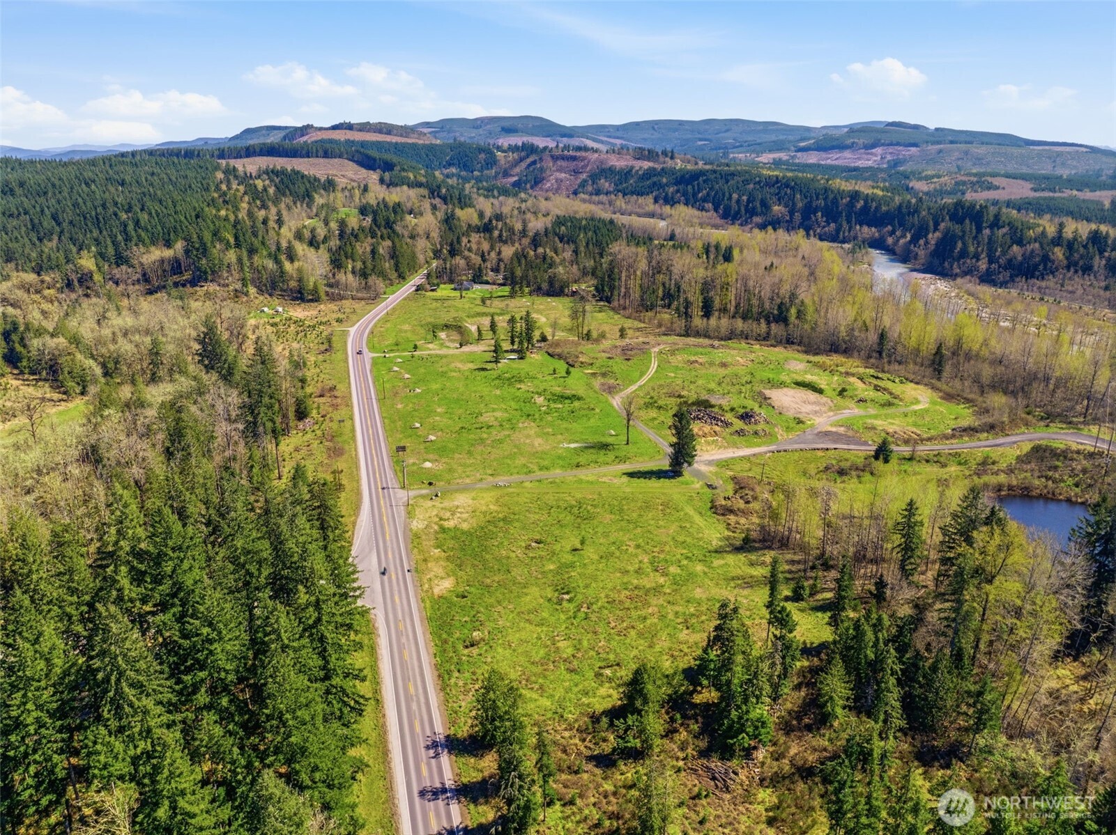 7481 Spirit Lake Highway Property Photo 3
