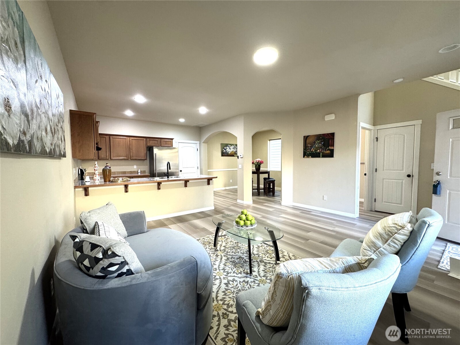 367 Graham Avenue Property Photo 13