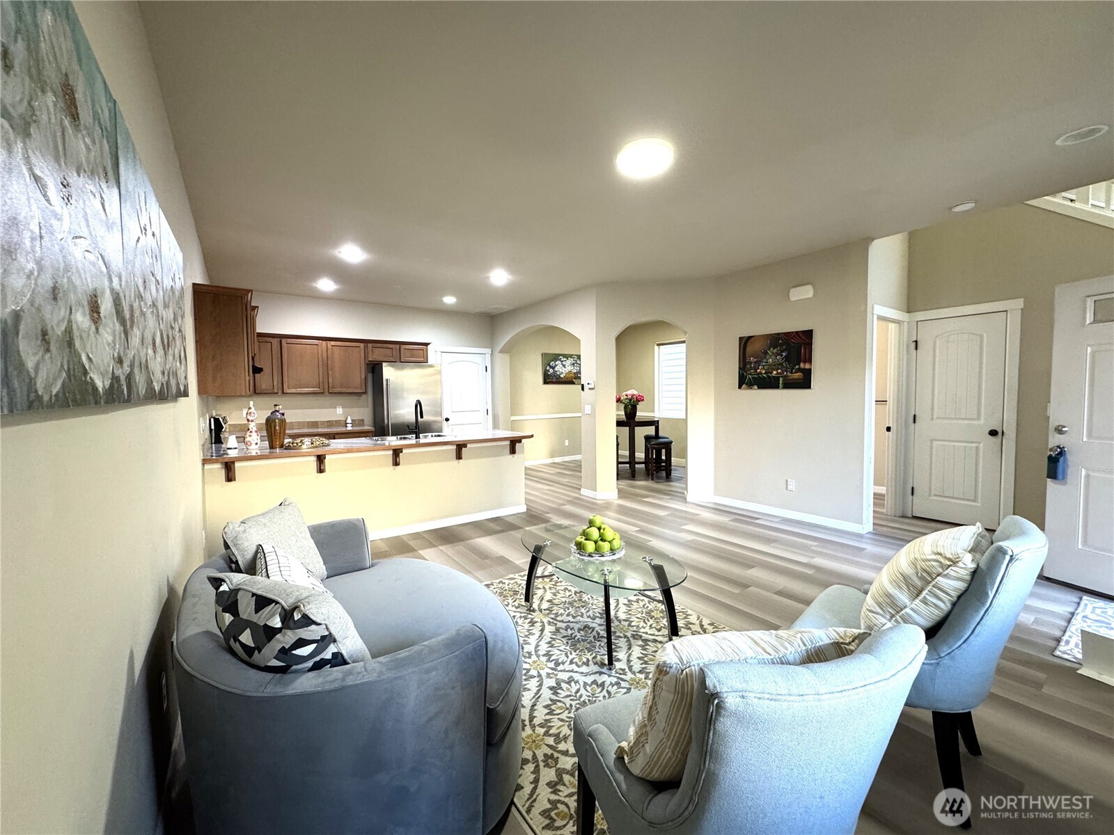 367 Graham Avenue Property Photo 17